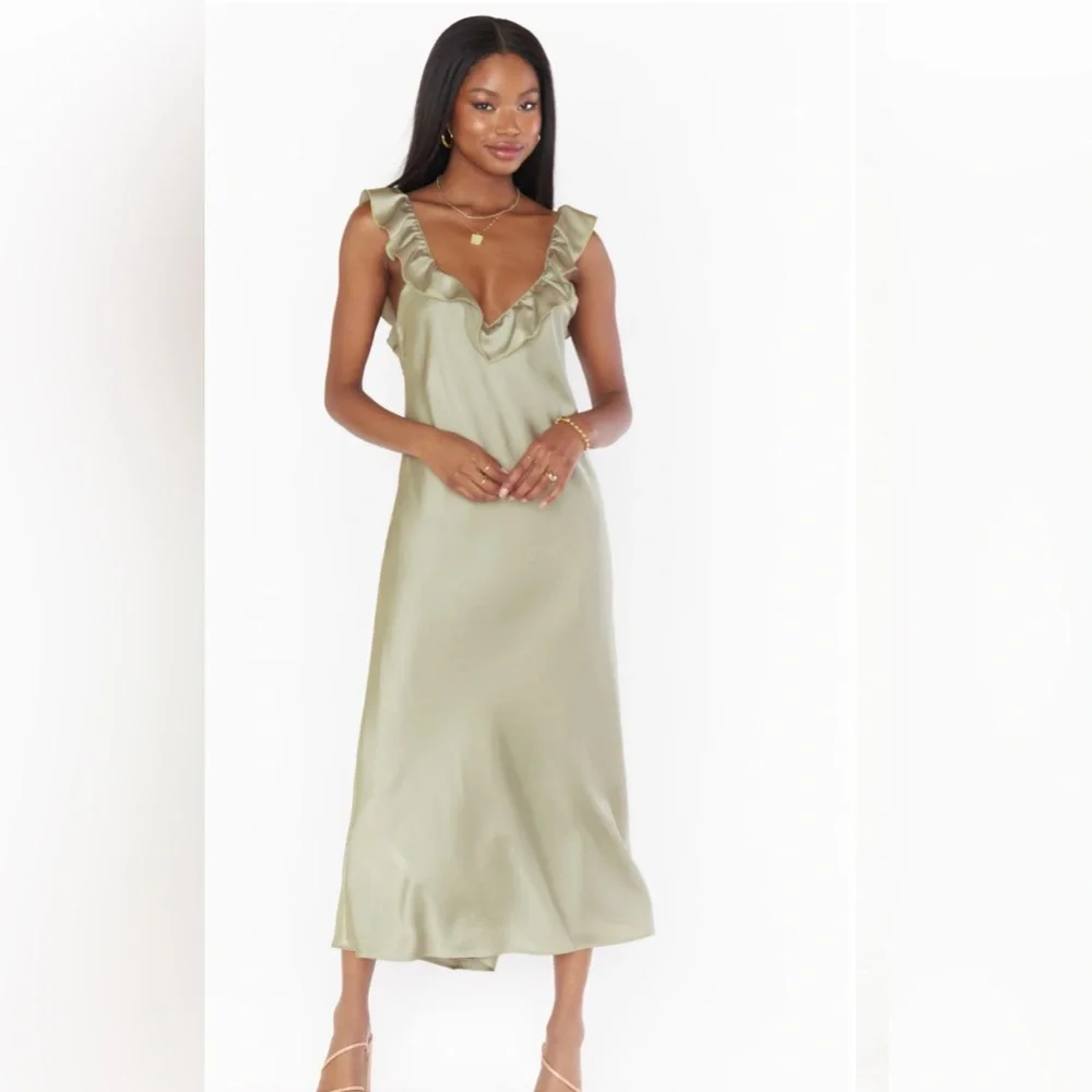 Serene Slip Dress ~ Moss Green Luxe Satin × 1
XXS - Picture 2 of 5